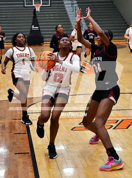 Thumbnail 3 in Sparkman @ Grissom photogallery.