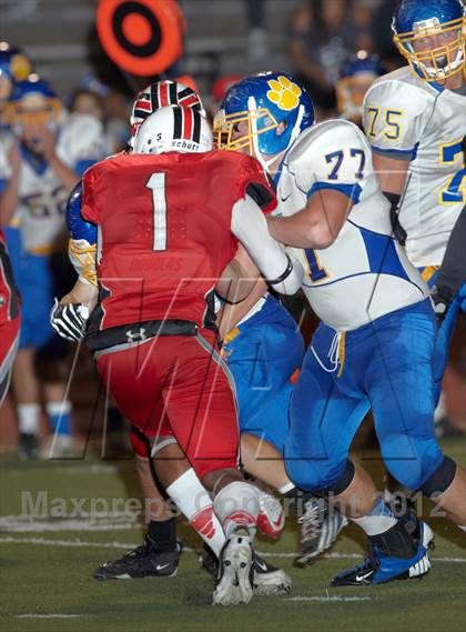 Thumbnail 2 in Del Campo @ Cordova photogallery.