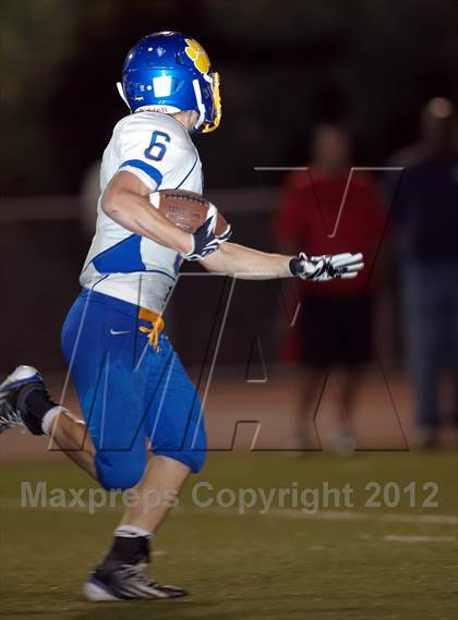 Thumbnail 2 in Del Campo @ Cordova photogallery.
