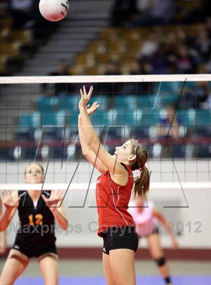 Thumbnail 3 in Caliche vs. Otis (CHSAA 1A Semifinal) photogallery.