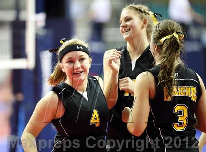 Thumbnail 2 in Caliche vs. Otis (CHSAA 1A Semifinal) photogallery.