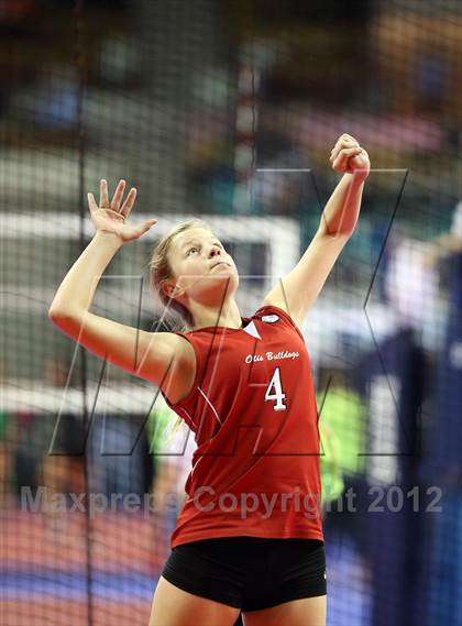 Thumbnail 2 in Caliche vs. Otis (CHSAA 1A Semifinal) photogallery.