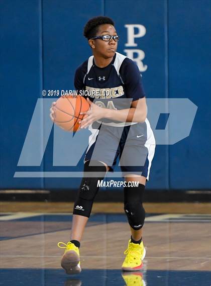 Thumbnail 3 in Desert Vista vs Westwood (NIKE Tournament of Champions) photogallery.