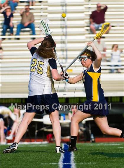 Thumbnail 2 in Arlington Catholic @ St. Mary's (MIAA North Division 2 Preliminary Round) photogallery.