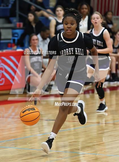 Thumbnail 3 in Ardrey Kell @ Charlotte Catholic photogallery.