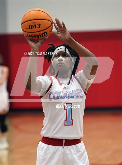 Thumbnail 3 in Ardrey Kell @ Charlotte Catholic photogallery.