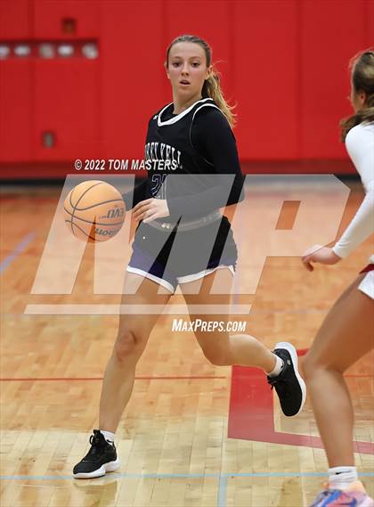 Thumbnail 2 in Ardrey Kell @ Charlotte Catholic photogallery.