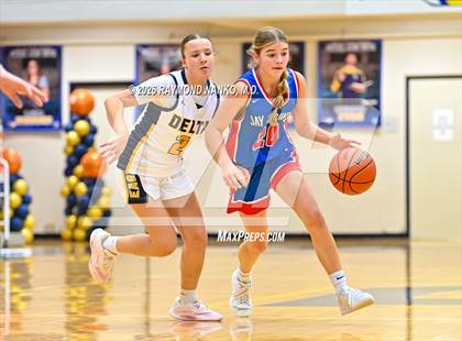 Thumbnail 2 in JV: Jay County @ Delta photogallery.