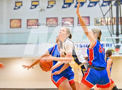 Thumbnail 3 in JV: Jay County @ Delta photogallery.