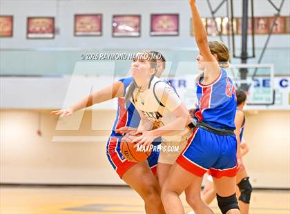 Thumbnail 1 in JV: Jay County @ Delta photogallery.