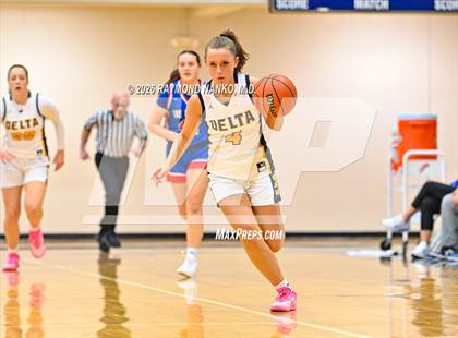 Thumbnail 2 in JV: Jay County @ Delta photogallery.