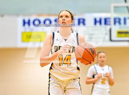 Thumbnail 1 in JV: Jay County @ Delta photogallery.