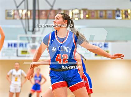 Thumbnail 2 in JV: Jay County @ Delta photogallery.