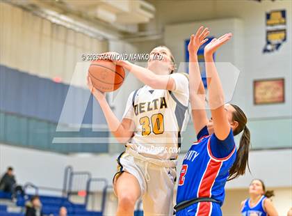 Thumbnail 3 in JV: Jay County @ Delta photogallery.