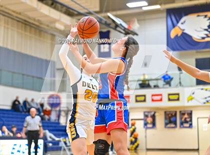 Thumbnail 3 in JV: Jay County @ Delta photogallery.