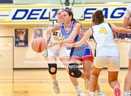 Thumbnail 3 in JV: Jay County @ Delta photogallery.