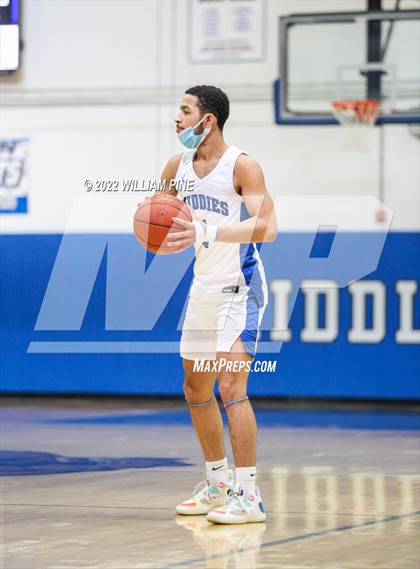 Thumbnail 1 in Kingston @ Middletown (Section 9 Class AA Semifinal) photogallery.