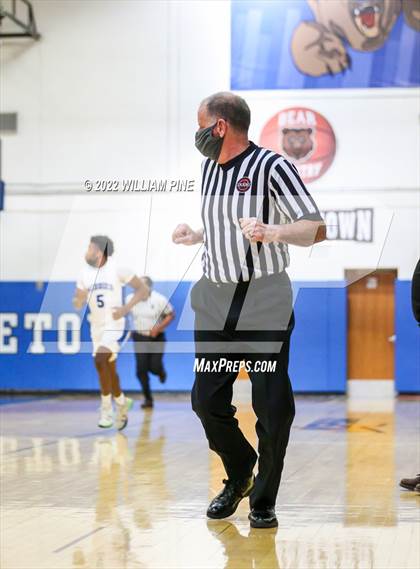 Thumbnail 2 in Kingston @ Middletown (Section 9 Class AA Semifinal) photogallery.