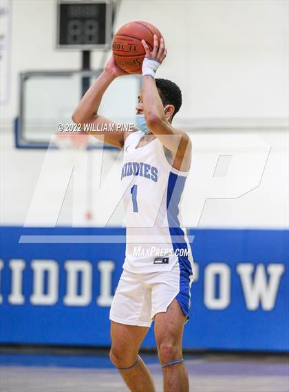 Thumbnail 1 in Kingston @ Middletown (Section 9 Class AA Semifinal) photogallery.