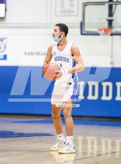 Thumbnail 3 in Kingston @ Middletown (Section 9 Class AA Semifinal) photogallery.