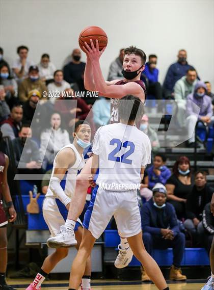 Thumbnail 1 in Kingston @ Middletown (Section 9 Class AA Semifinal) photogallery.