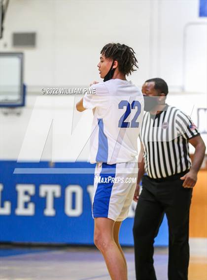Thumbnail 3 in Kingston @ Middletown (Section 9 Class AA Semifinal) photogallery.