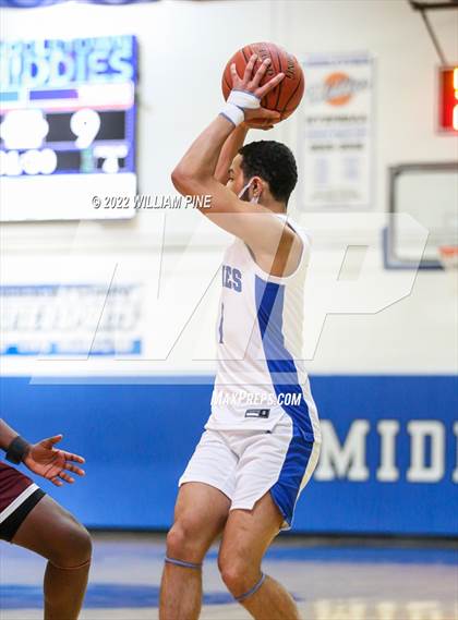 Thumbnail 1 in Kingston @ Middletown (Section 9 Class AA Semifinal) photogallery.
