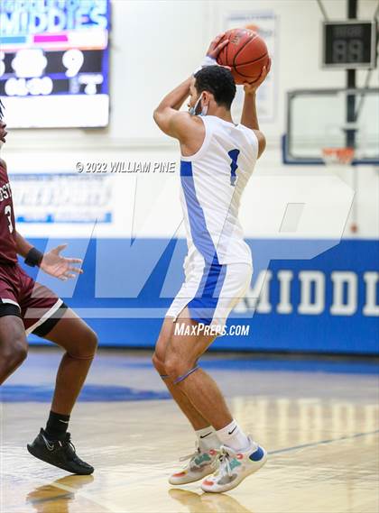 Thumbnail 2 in Kingston @ Middletown (Section 9 Class AA Semifinal) photogallery.