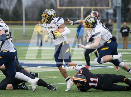 Thumbnail 3 in Wilmington Area vs Clarion Area (PIAA AA Quarter Final) photogallery.