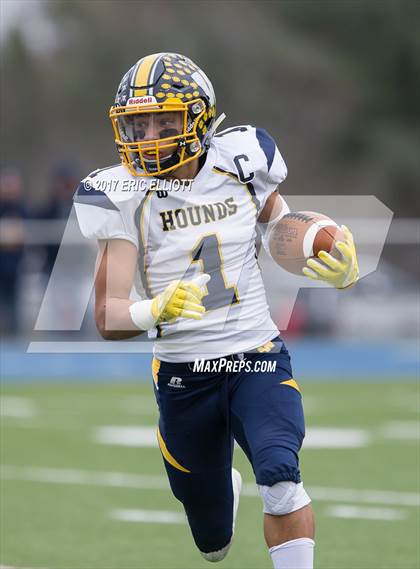 Thumbnail 3 in Wilmington Area vs Clarion Area (PIAA AA Quarter Final) photogallery.