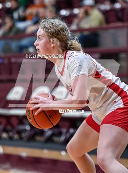 Thumbnail 3 in Neches vs. Huntington (Holiday Hoops Classic) photogallery.