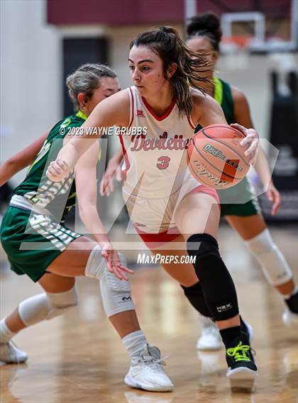 Thumbnail 1 in Neches vs. Huntington (Holiday Hoops Classic) photogallery.