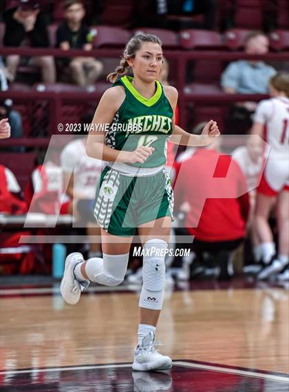 Thumbnail 2 in Neches vs. Huntington (Holiday Hoops Classic) photogallery.