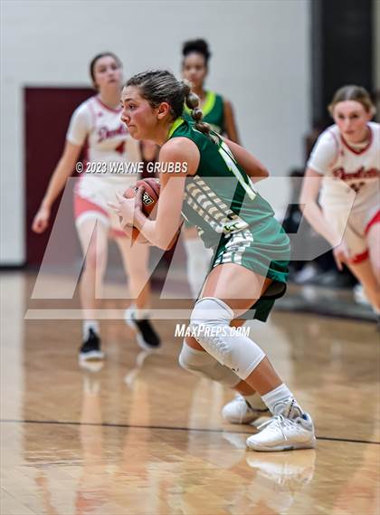 Thumbnail 2 in Neches vs. Huntington (Holiday Hoops Classic) photogallery.