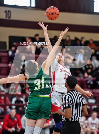 Thumbnail 2 in Neches vs. Huntington (Holiday Hoops Classic) photogallery.