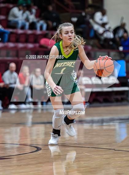 Thumbnail 1 in Neches vs. Huntington (Holiday Hoops Classic) photogallery.