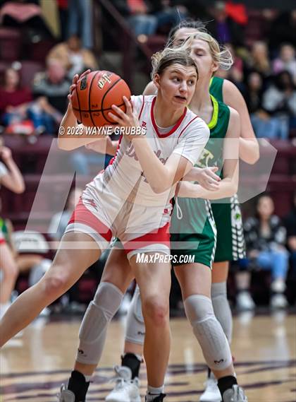 Thumbnail 3 in Neches vs. Huntington (Holiday Hoops Classic) photogallery.