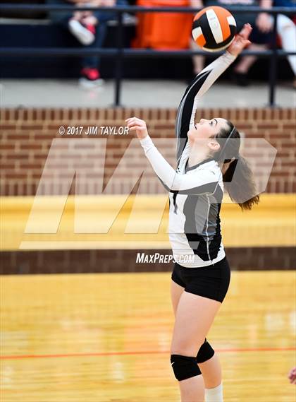 Thumbnail 2 in Avalon vs. Graford (UIL 1A Area Playoff) photogallery.