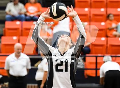 Thumbnail 1 in Avalon vs. Graford (UIL 1A Area Playoff) photogallery.