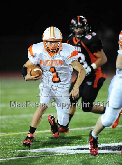 Thumbnail 1 in Watertown @ Montville photogallery.