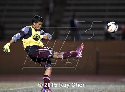 Thumbnail 3 in Golden @ Valor Christian photogallery.