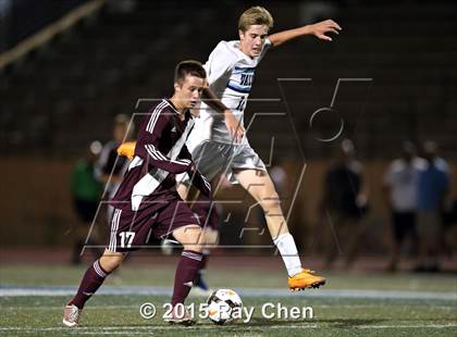 Thumbnail 1 in Golden @ Valor Christian photogallery.