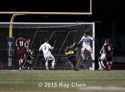 Thumbnail 3 in Golden @ Valor Christian photogallery.