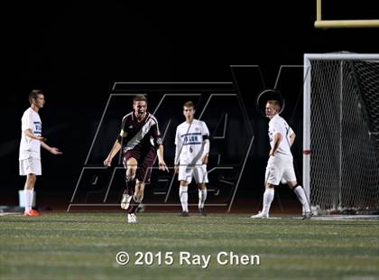 Thumbnail 2 in Golden @ Valor Christian photogallery.