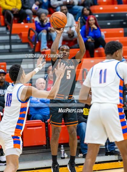 Thumbnail 1 in East St. Louis vs. Mt. Vernon (IHSA 3A Sectional Semifinals) photogallery.
