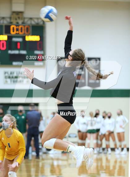 Thumbnail 2 in Marian vs. Marysville (Notre Dame Prep) photogallery.