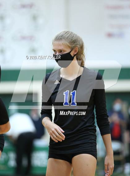 Thumbnail 2 in Marian vs. Marysville (Notre Dame Prep) photogallery.
