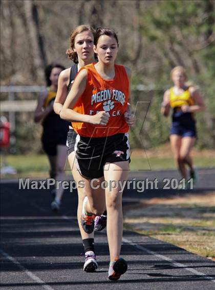 Thumbnail 2 in County Wide Track Meet  (Sevier County) photogallery.
