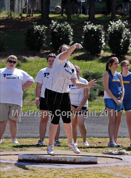 Thumbnail 1 in County Wide Track Meet  (Sevier County) photogallery.