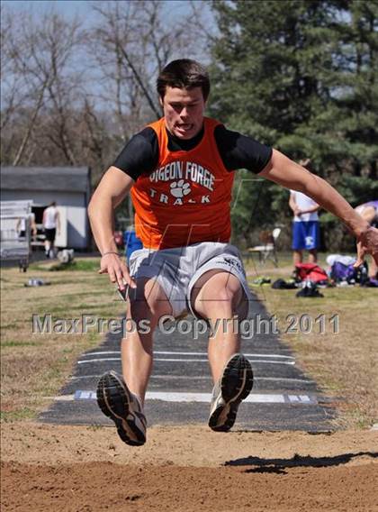 Thumbnail 2 in County Wide Track Meet  (Sevier County) photogallery.